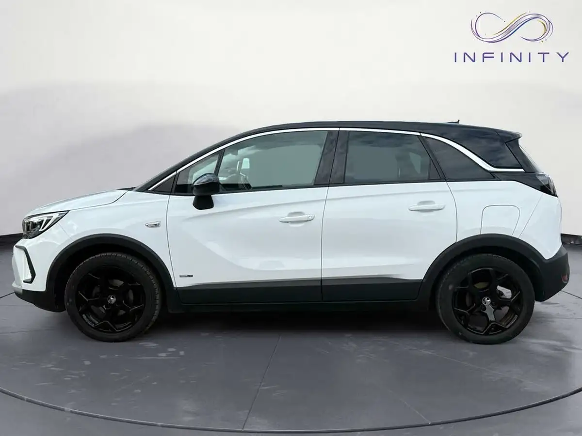 2021-vauxhall-crossland-12i-griffin-big-3