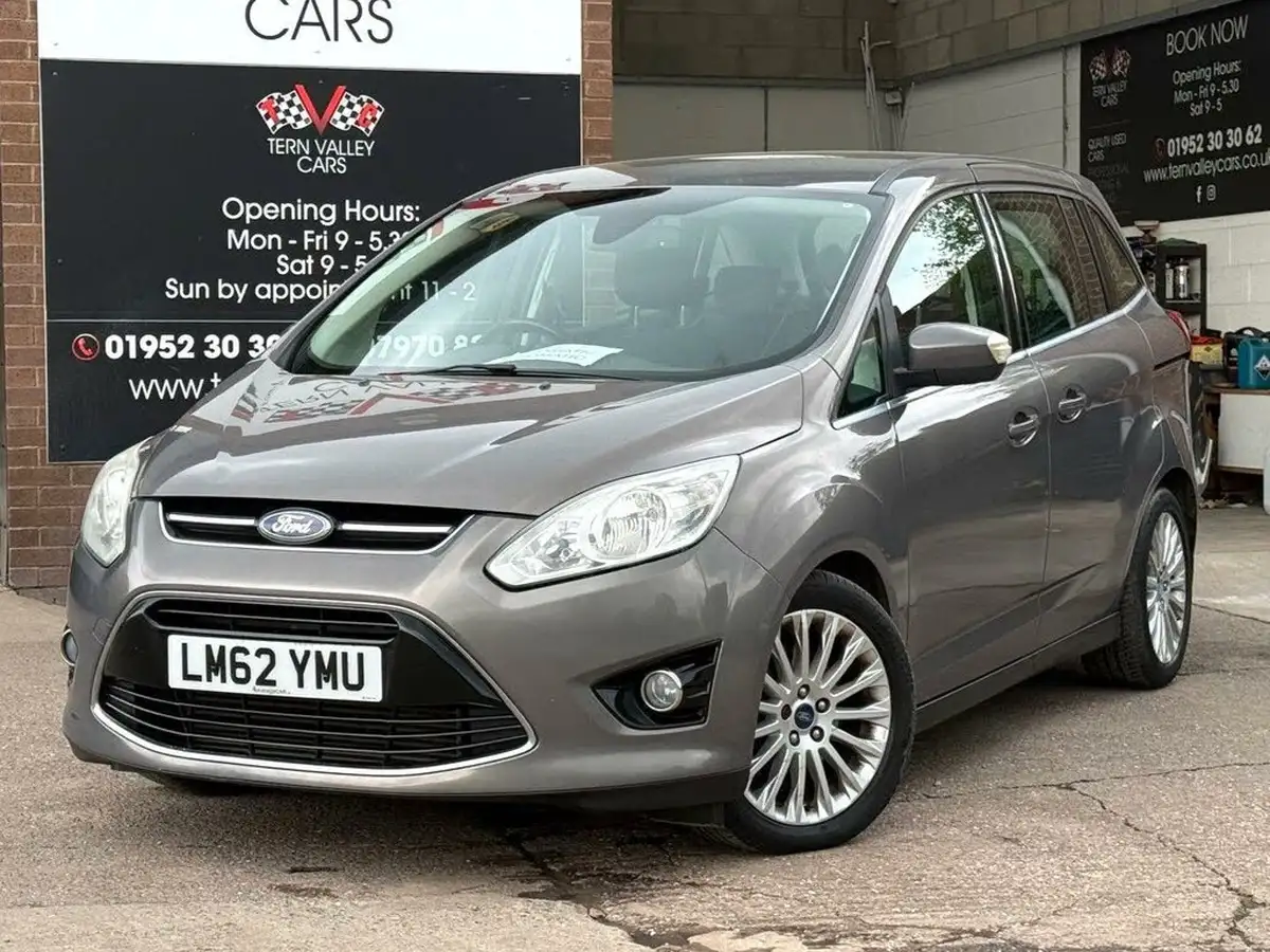 2012-ford-grand-c-max-20tdci-titanium-140ps-7seats-powershift-big-8