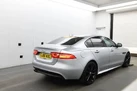 2016-jaguar-xe-20d-r-sport-180ps-auto-small-4