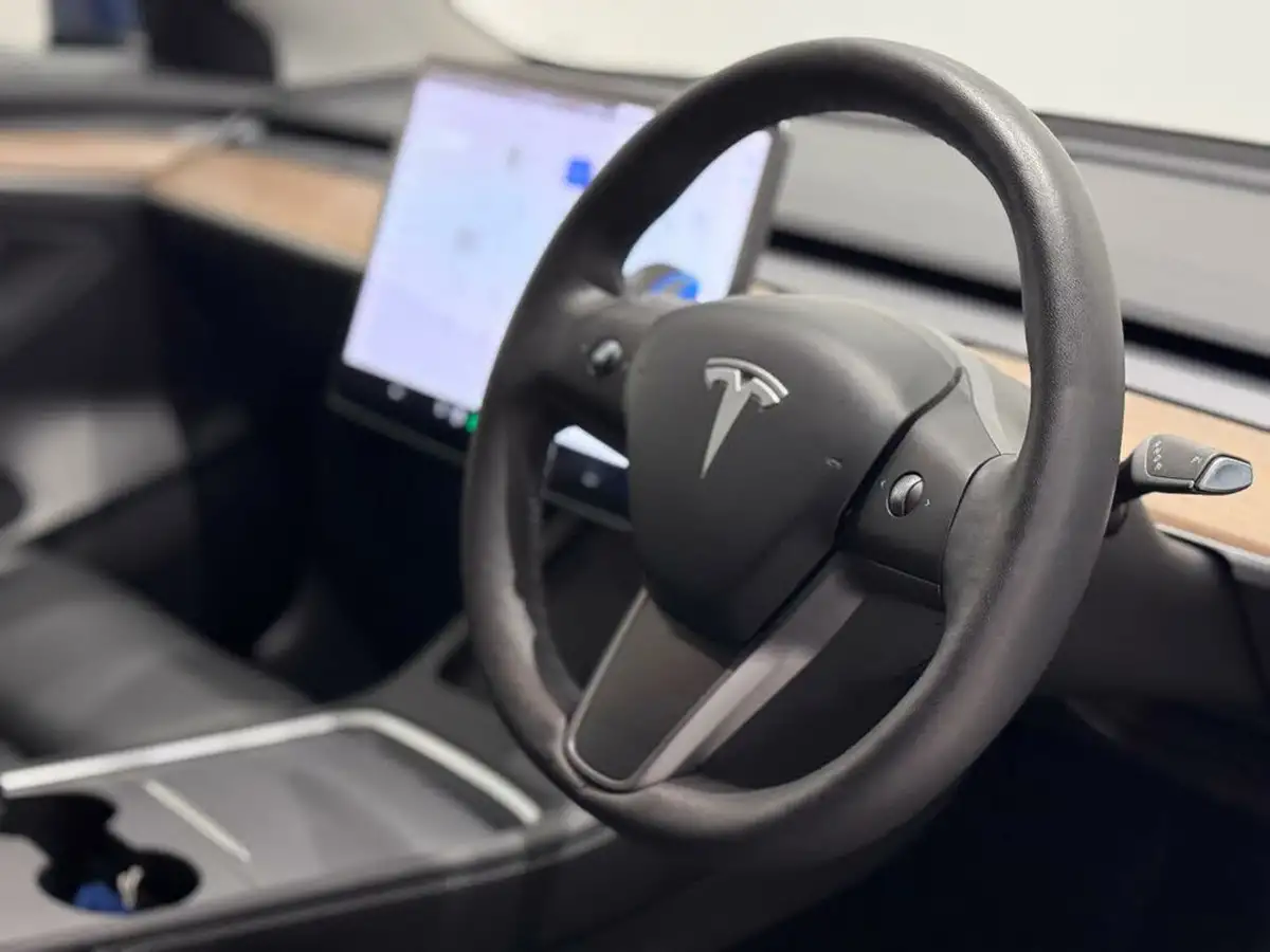 2021-tesla-model-3-e-long-range-4x4-big-7