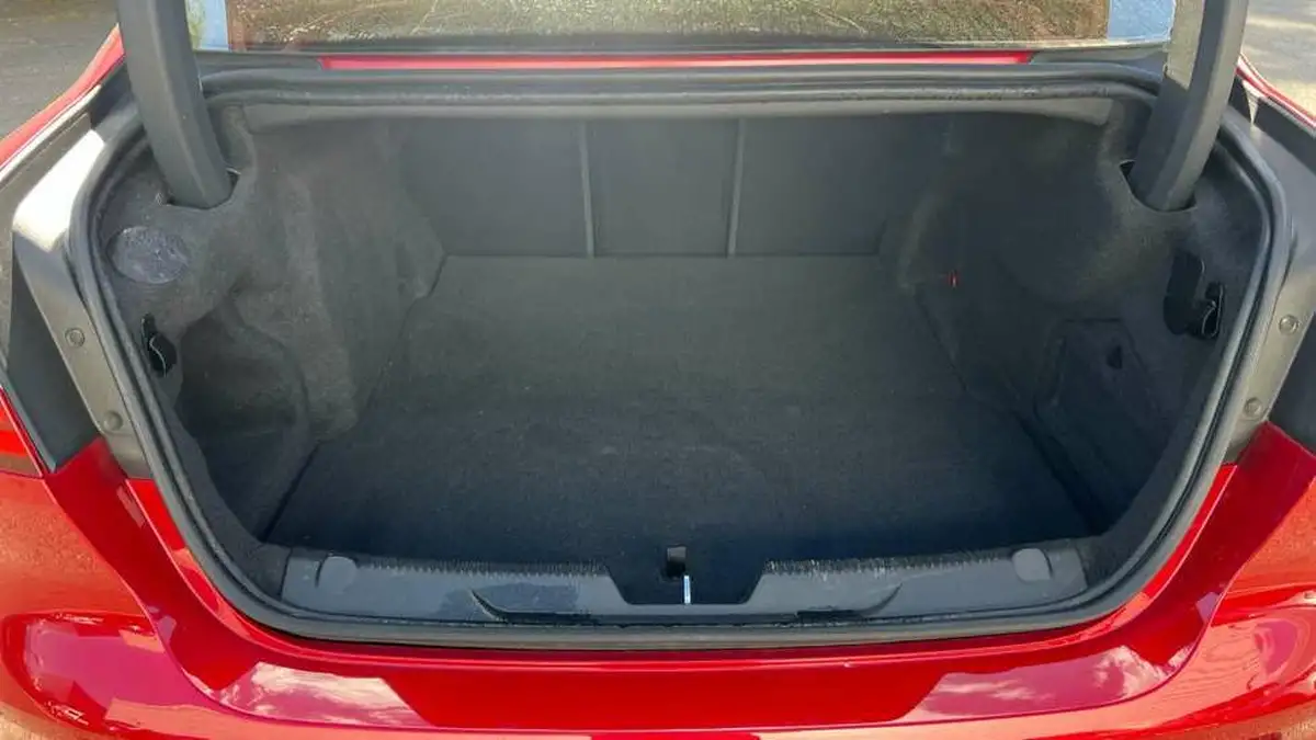 2021-jaguar-xe-20-p250-s-big-9