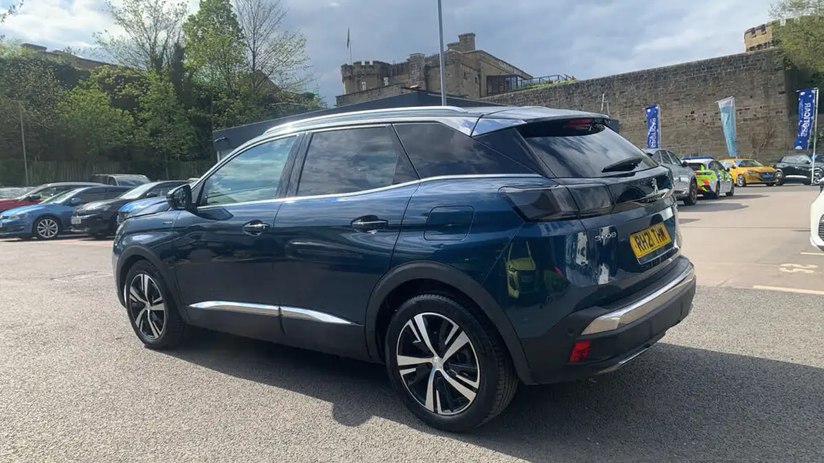 2022-peugeot-3008-suv-16-puretech-gt-premium-300bhp-4wd-hybrid4-e-eat8-big-4