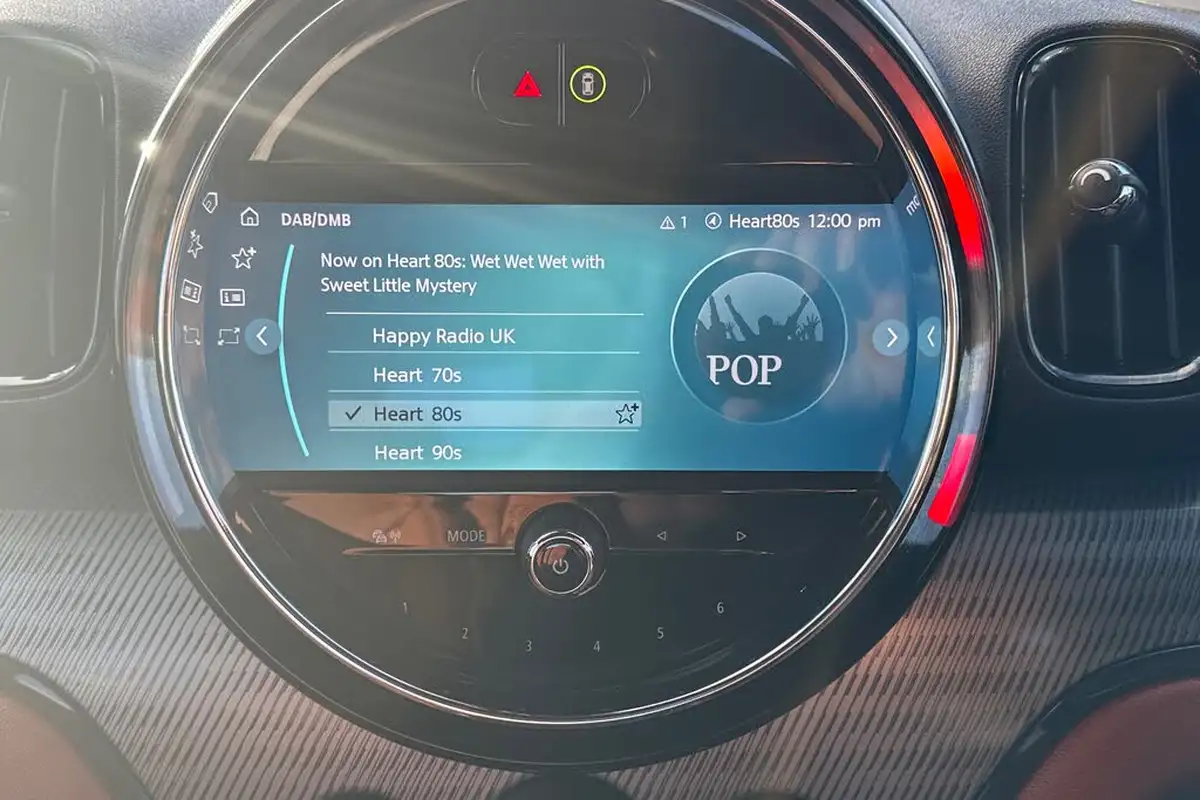 2021-mini-countryman-big-38