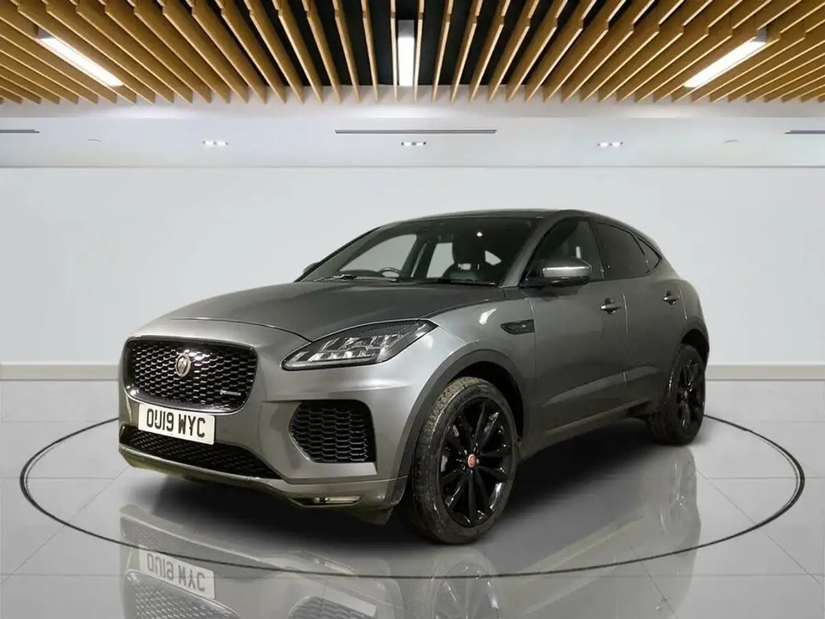 2019-jaguar-e-pace-20-i4d-r-dynamic-se-180ps-awd-auto-big-3