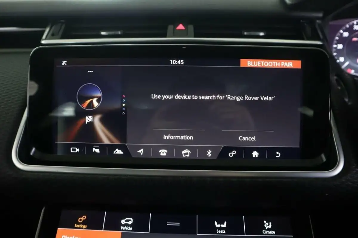 2018-land-rover-range-rover-velar-20-d240-r-dynamic-se-ss-big-32