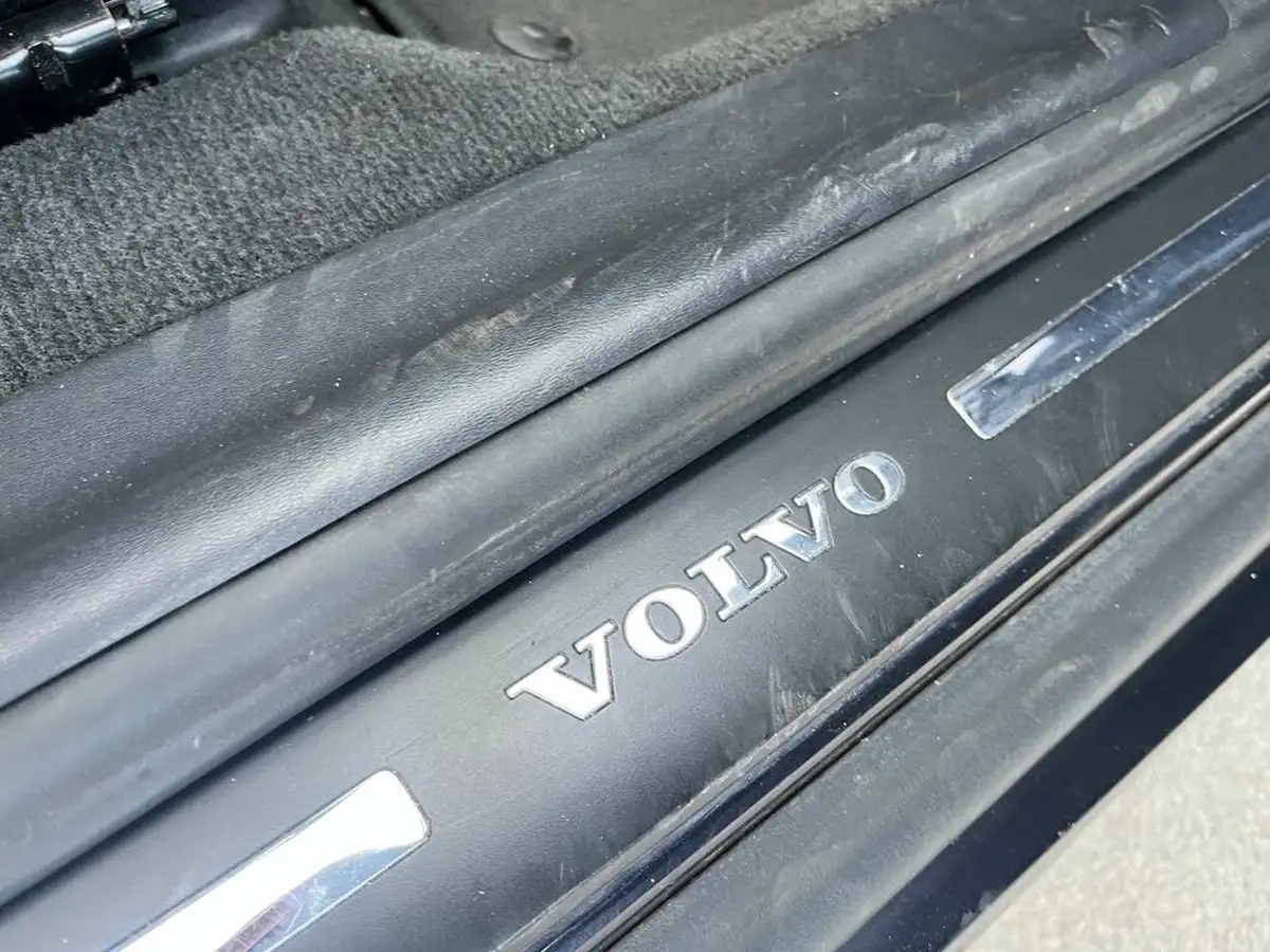 2016-volvo-xc60-20td-d4-se-nav-big-29