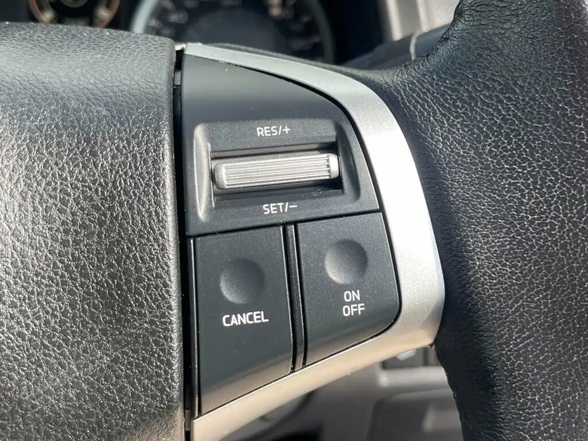 2018-isuzu-d-max-19td-utah-auto-big-31
