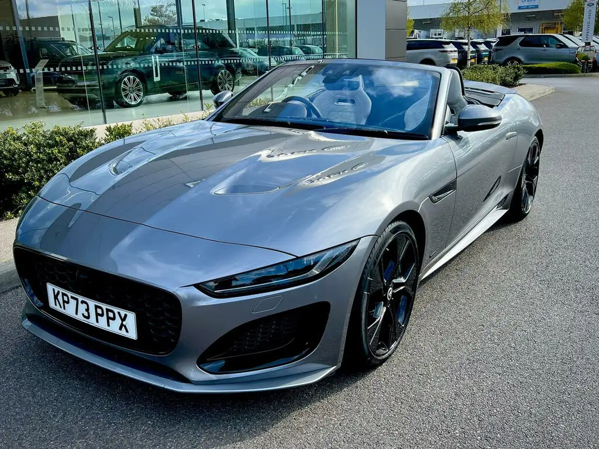 2023-jaguar-f-type-50-v8-p450-75-awd-convertible-big-16