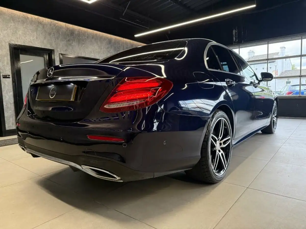 2017-mercedes-benz-e-class-30d-e350d-amg-line-ss-saloon-4d-big-6