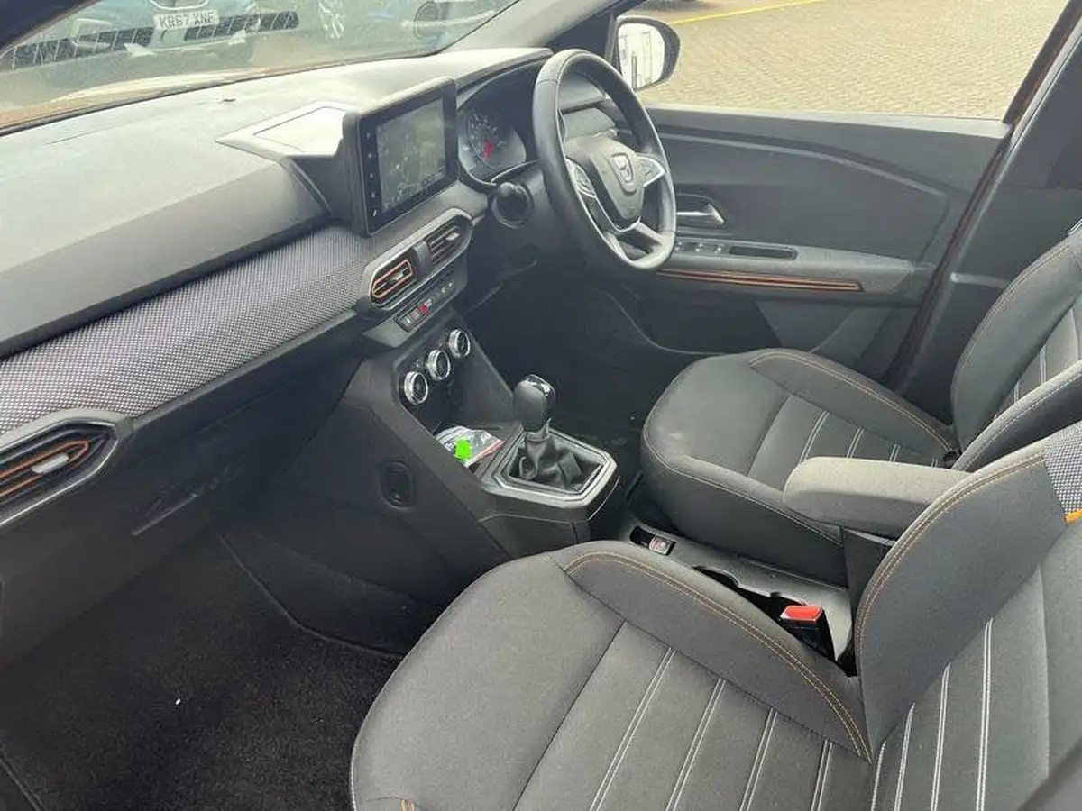 2022-dacia-sandero-stepway-10-tce-prestige-90bhp-auto-big-14