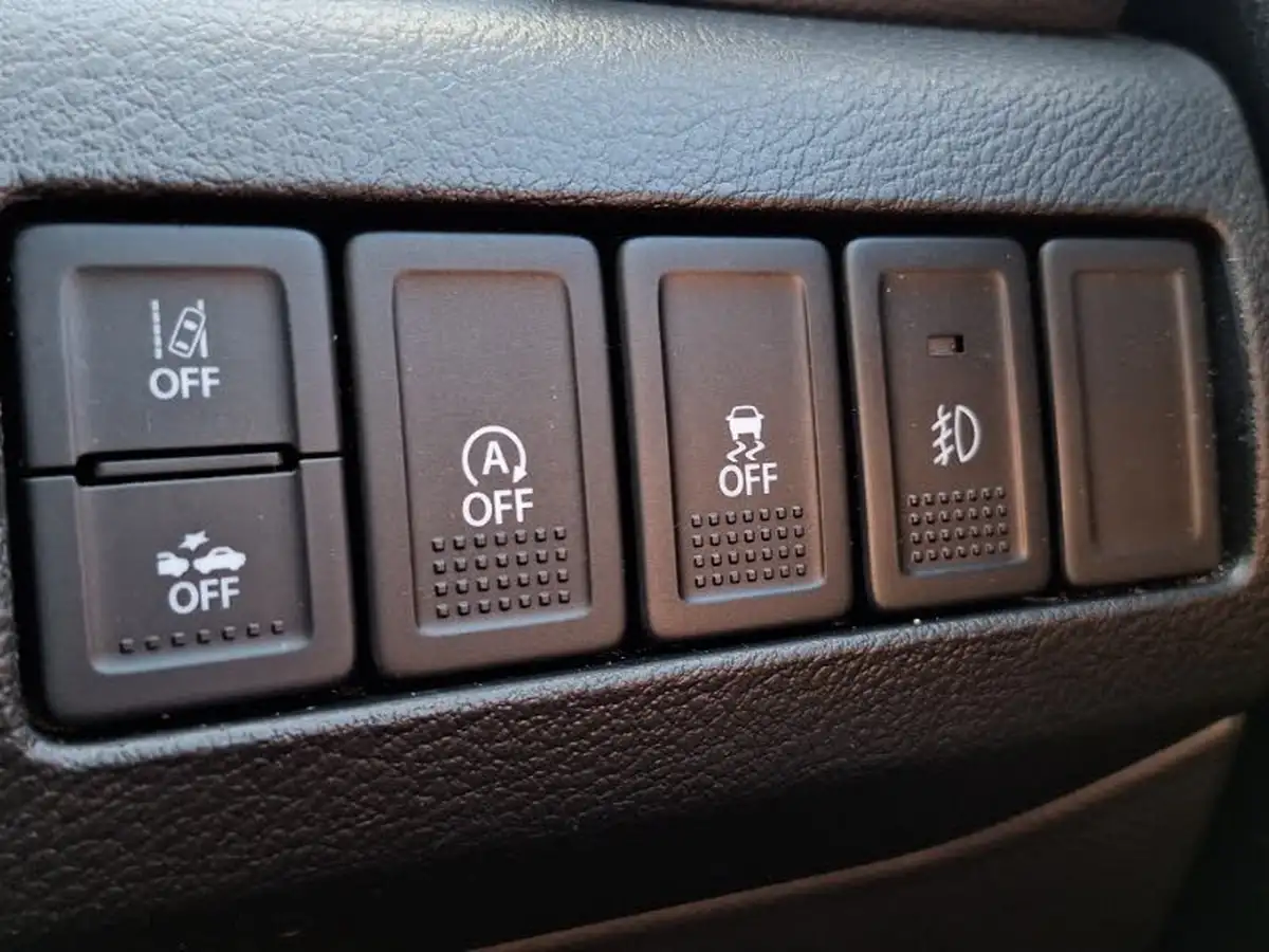 2022-suzuki-vitara-14-boosterjet-sz-t-big-15