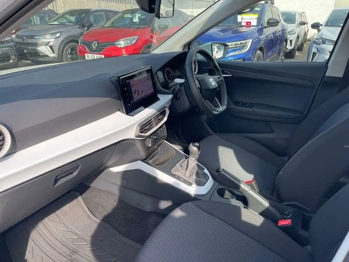 2022-seat-arona-10-tsi-evo-se-technology-big-14