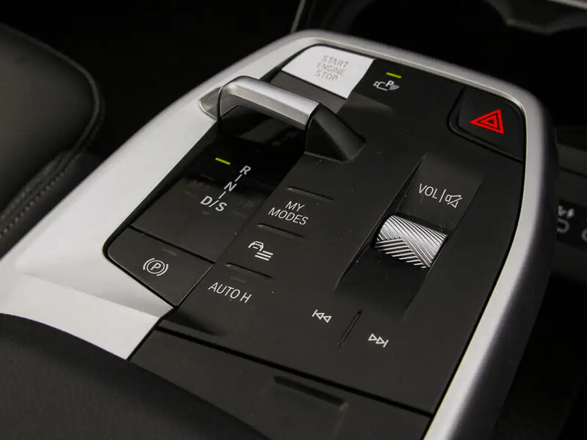 2023-bmw-2-series-15-225e-xdrive-m-sport-big-9