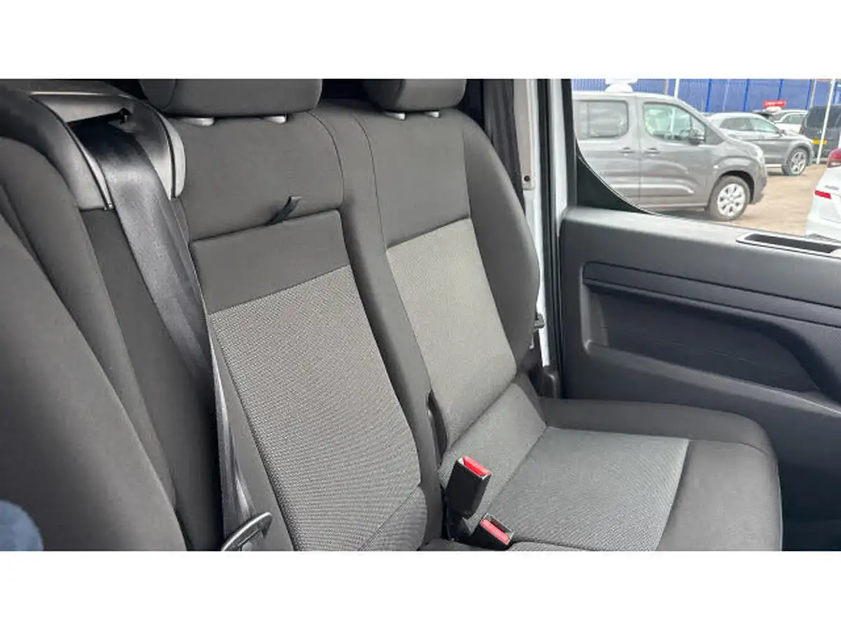 2023-peugeot-expert-20-bluehdi-professional-premium-long-1400-eat8-auto-big-43