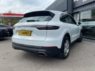 2021-porsche-cayenne-30-v6-e-hybrid-462ps-station-wagon-small-4
