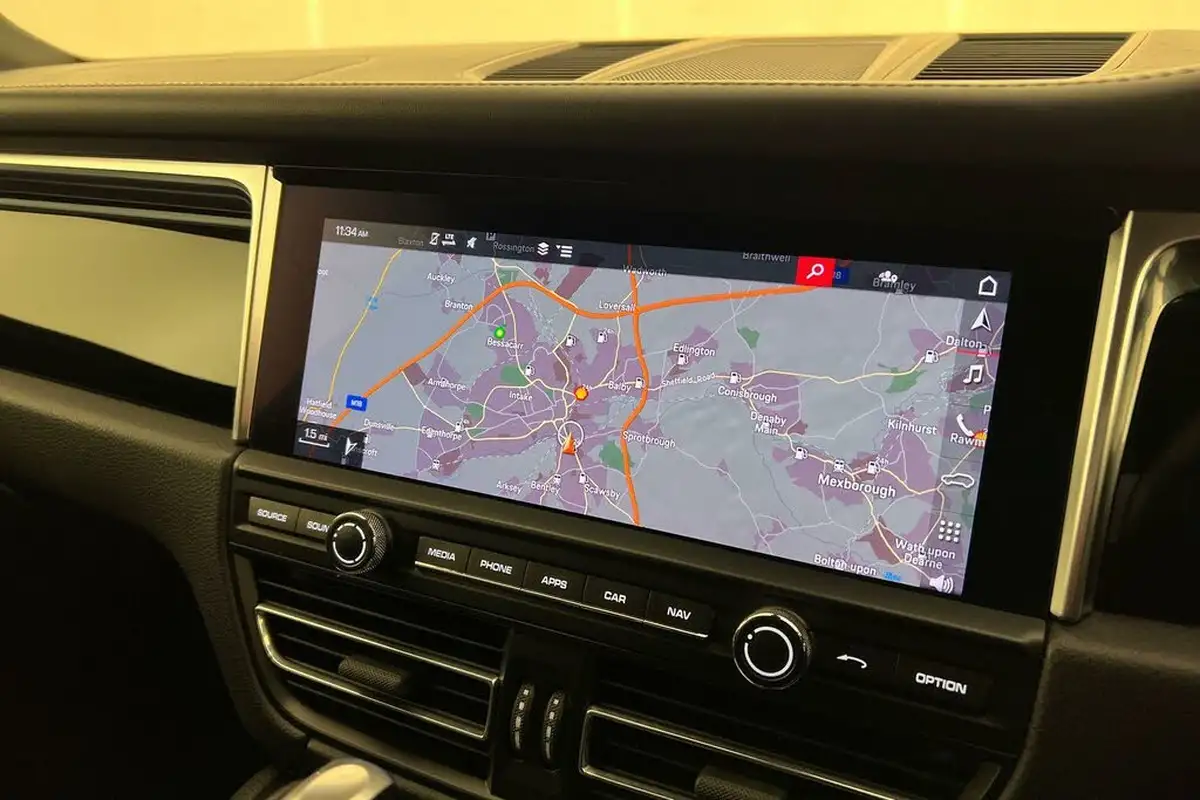 2020-porsche-macan-30-v6-s-big-8