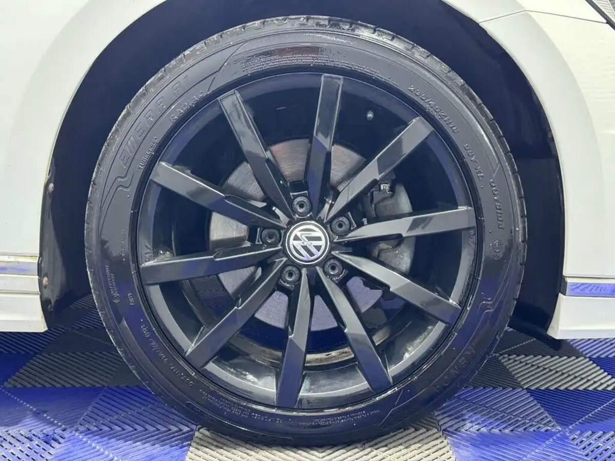 2017-volkswagen-passat-20tdi-r-line-190ps-ss-saloon-4d-big-36