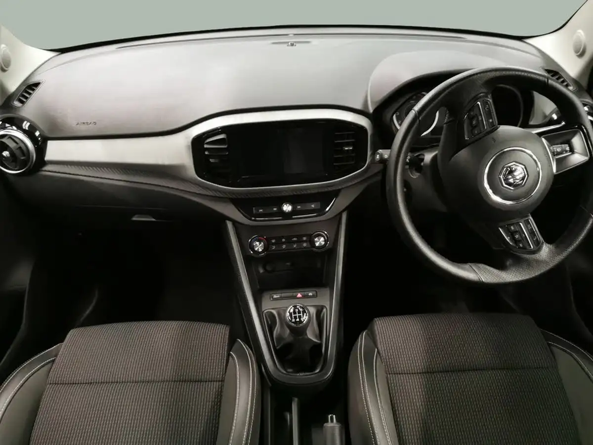 2023-mg-mg3-15-vti-tech-exclusive-nav-big-6