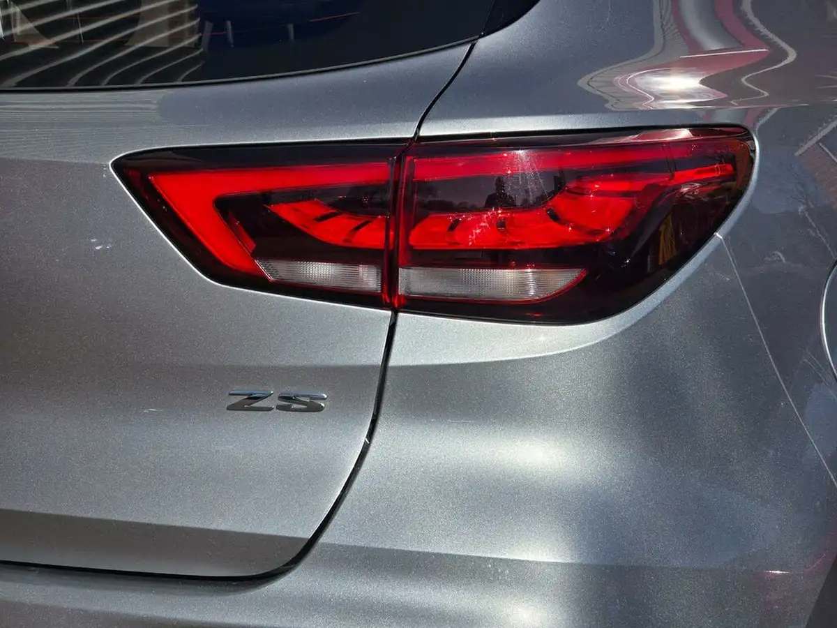 2022-mg-zs-suv-15-vti-tech-exclusive-big-29