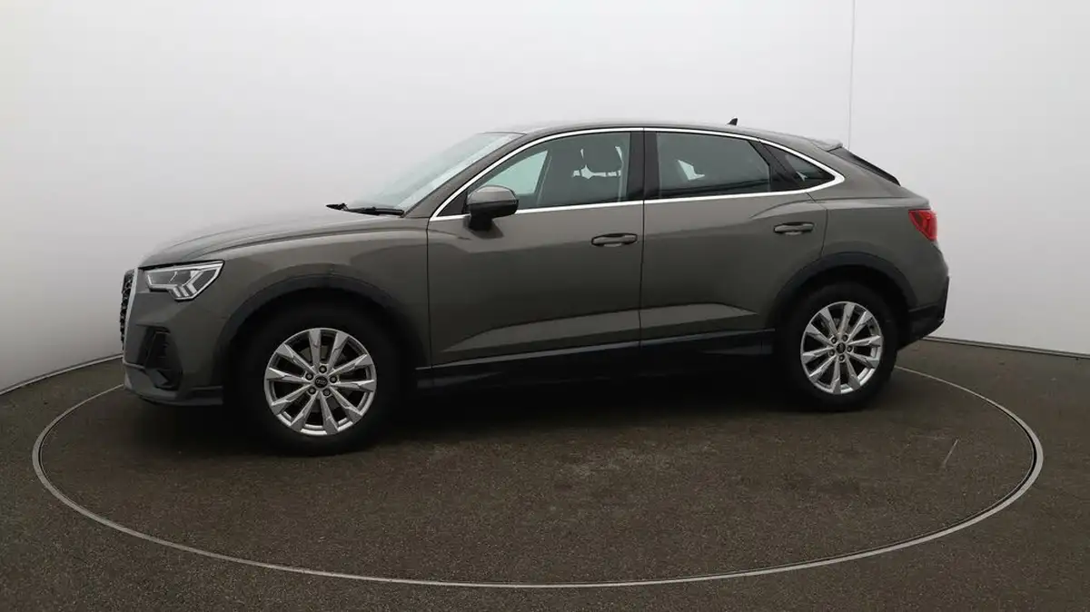 2022-audi-q3-15-35-tfsi-cod-sportback-s-tronic-big-56