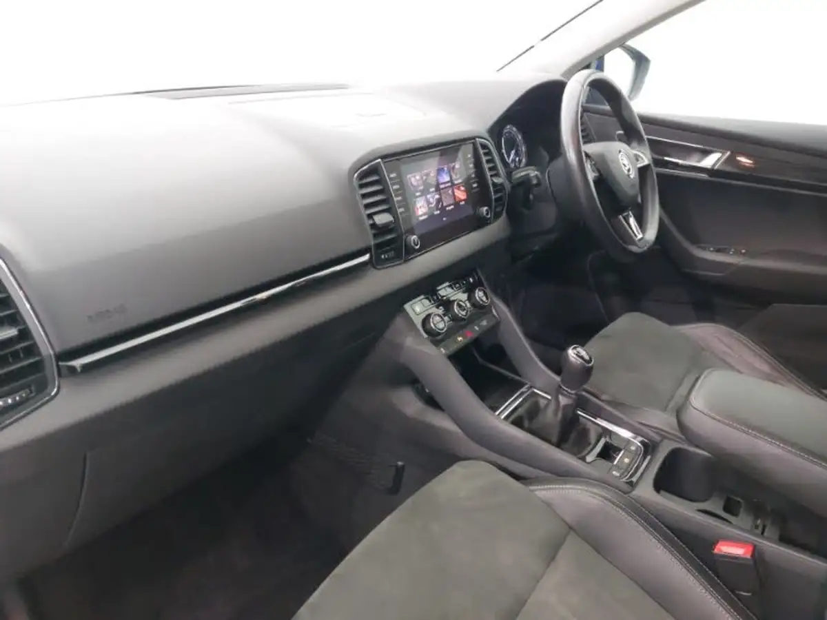 2019-skoda-karoq-10-tsi-se-l-big-4
