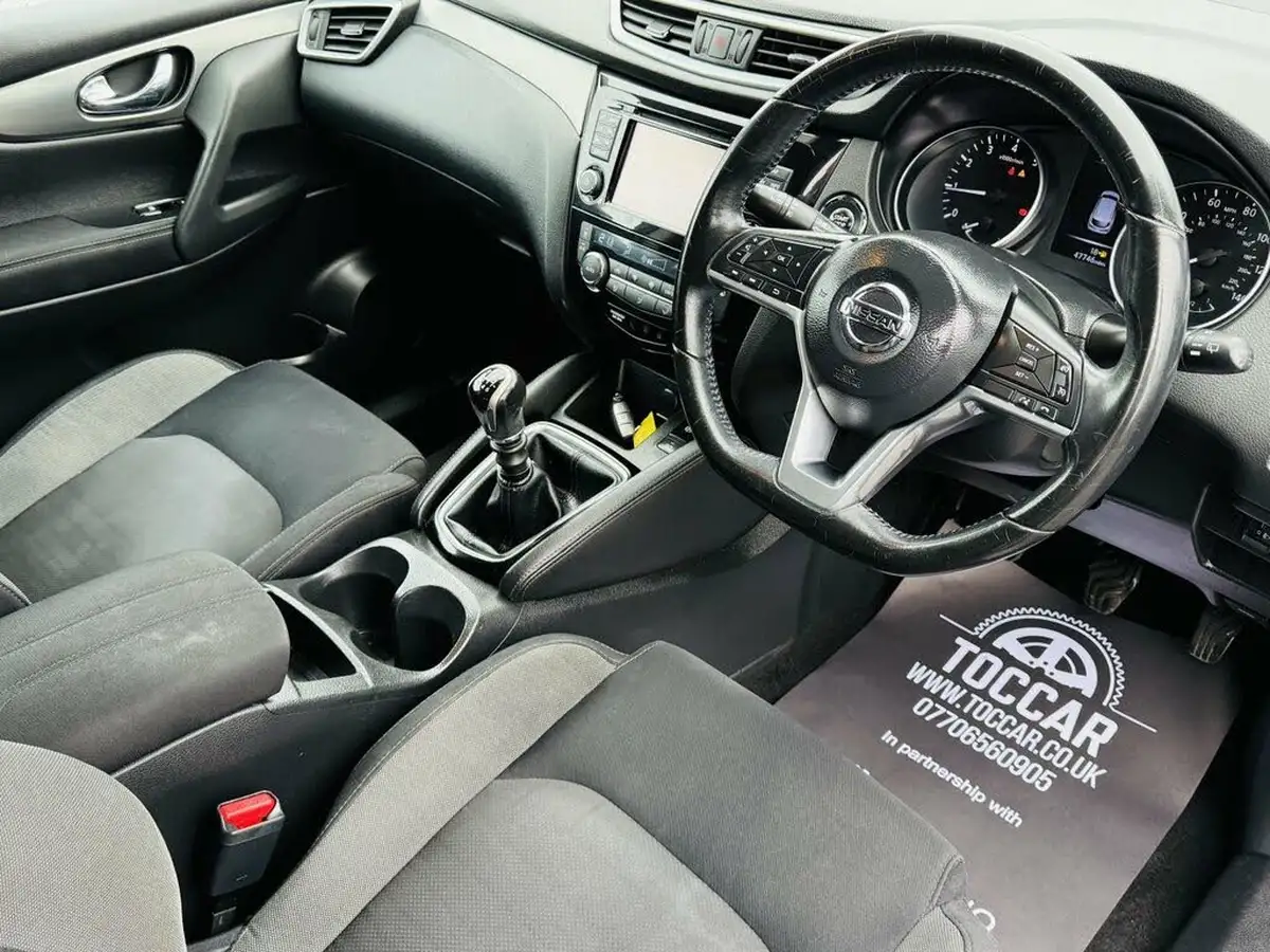 2017-nissan-qashqai-12-dig-t-n-connecta-big-8