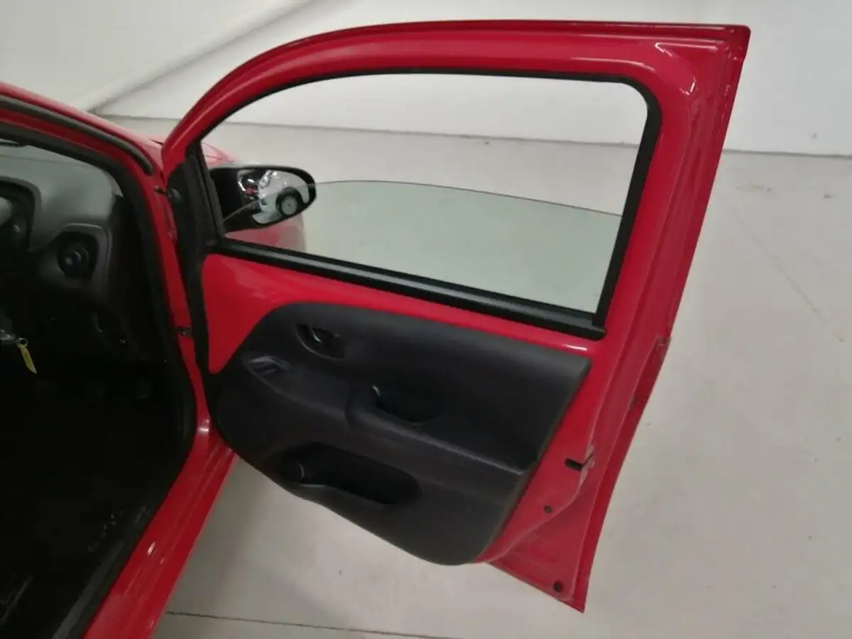2020-toyota-aygo-10-vvt-i-x-5d-big-33