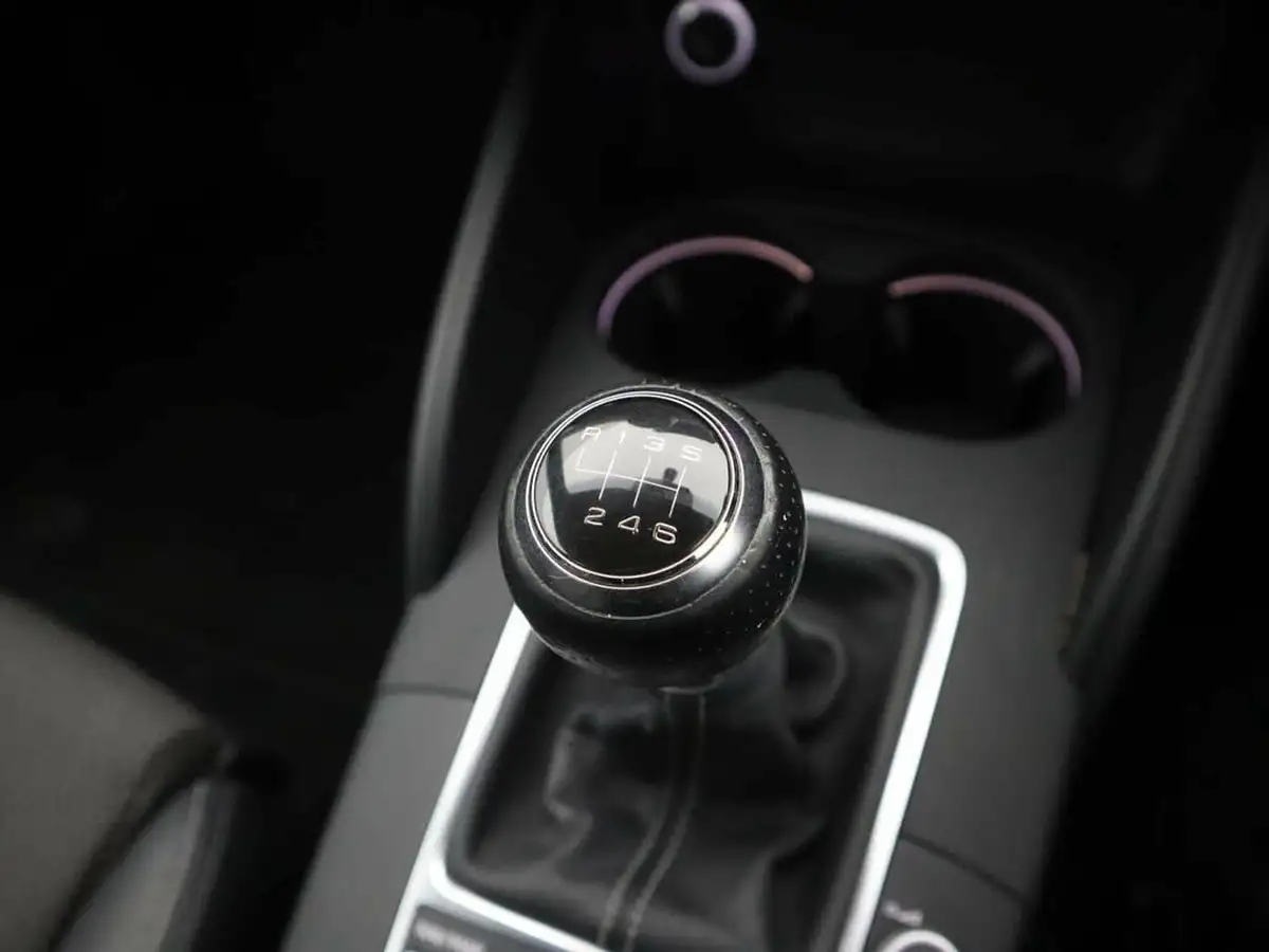 2018-audi-a3-16-30-tdi-s-line-saloon-4d-big-16