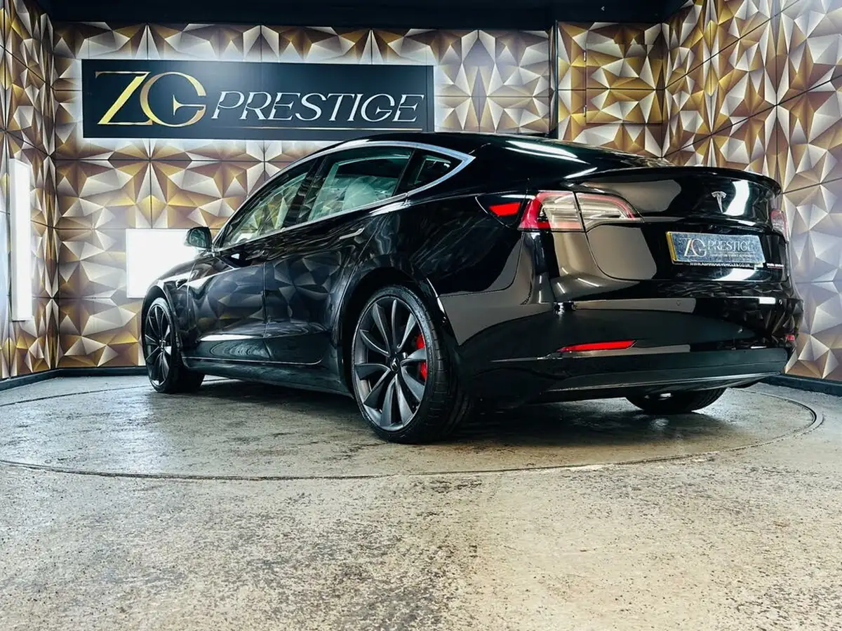 2019-tesla-model-3-e-4x4-performance-pack-big-29