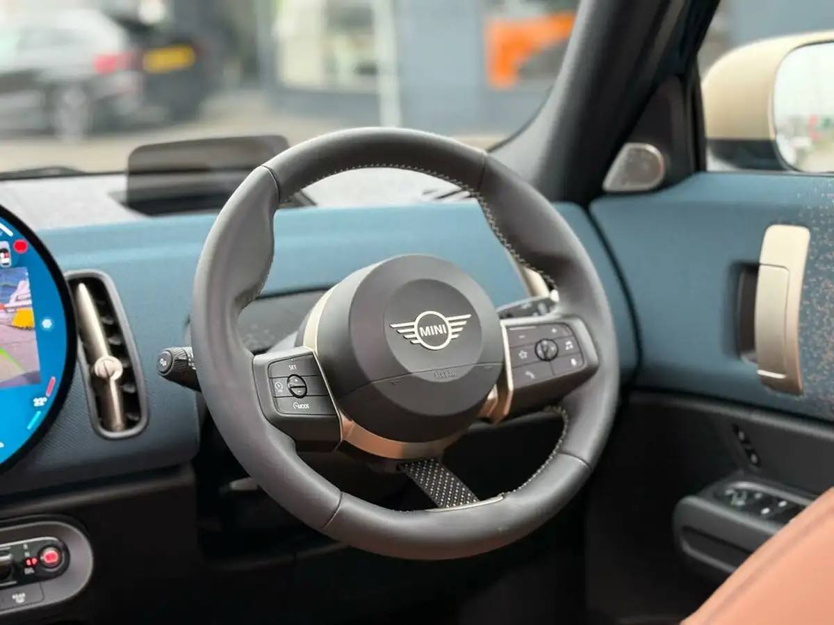 2024-mini-countryman-20-cooper-s-exclusive-215bhp-all4-big-24