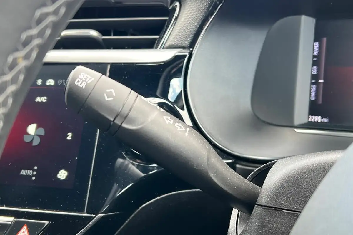 2024-vauxhall-corsa-e-gs-electric-136ps-50kwh-big-26