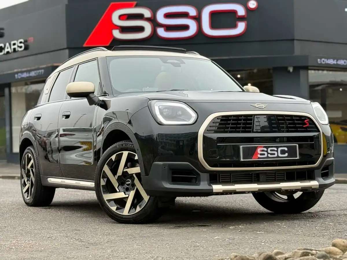 2024-mini-countryman-20-cooper-s-exclusive-215bhp-all4-big-0