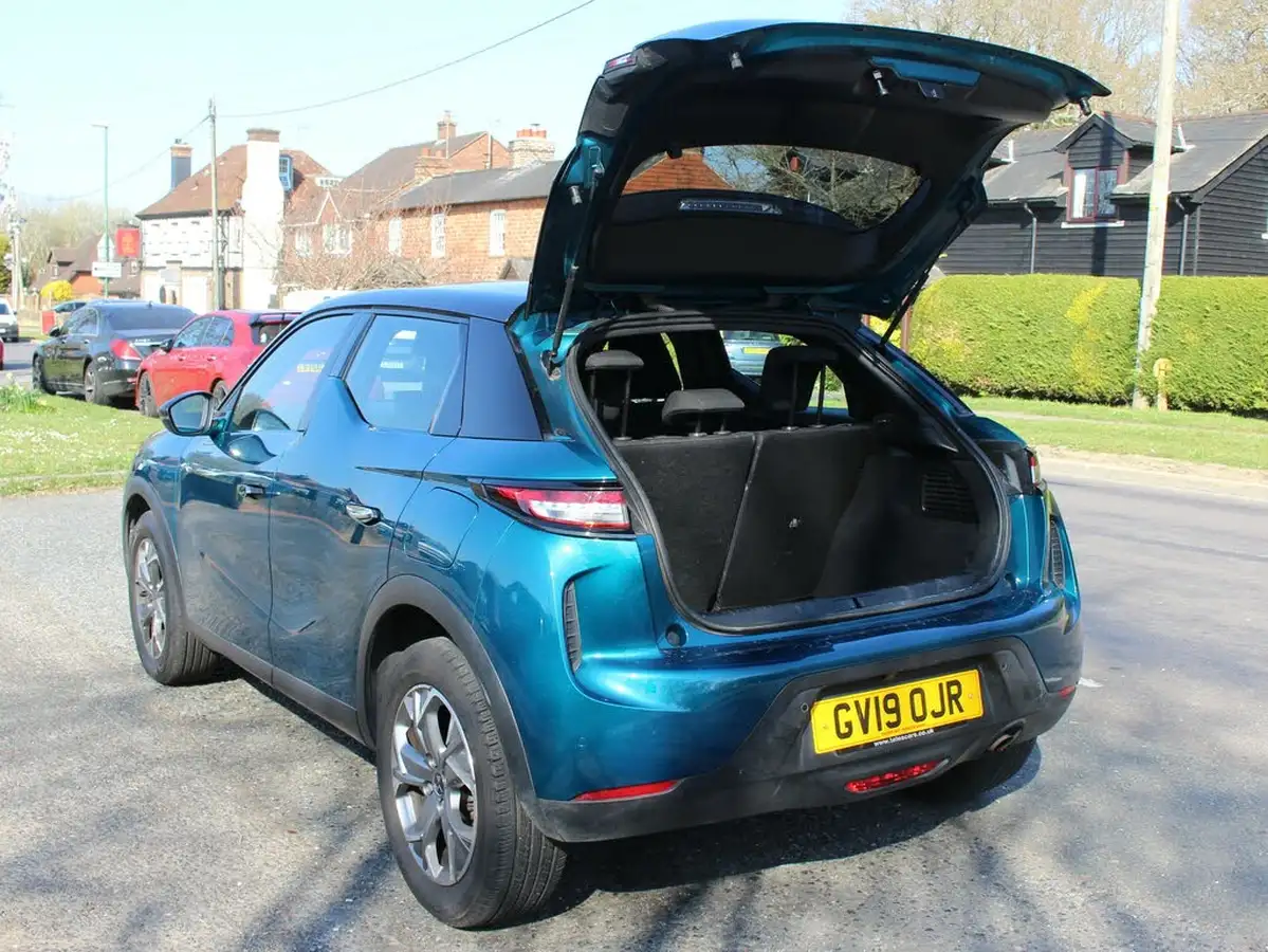 2019-ds-ds-3-crossback-12-puretech-elegance-100ps-big-8