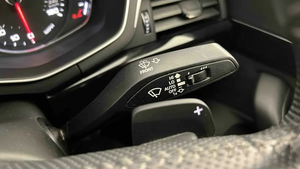 2019-audi-a4-20-35-tfsi-black-edition-s-tronic-big-36