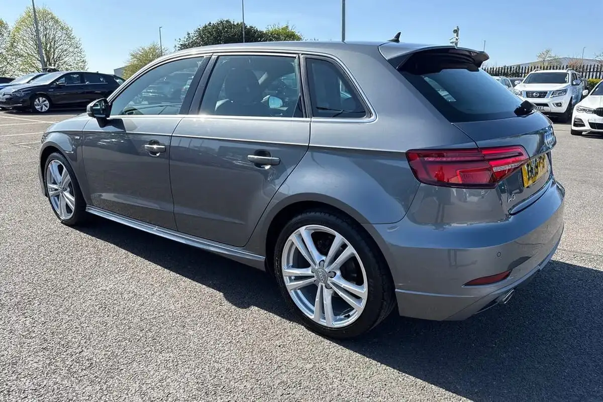 2019-audi-a3-16-30-tdi-s-line-sportback-5d-big-29