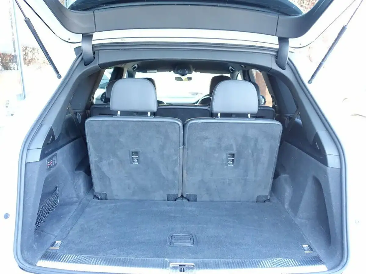 2018-audi-q7-30tdi-quattro-s-line-272ps-big-13