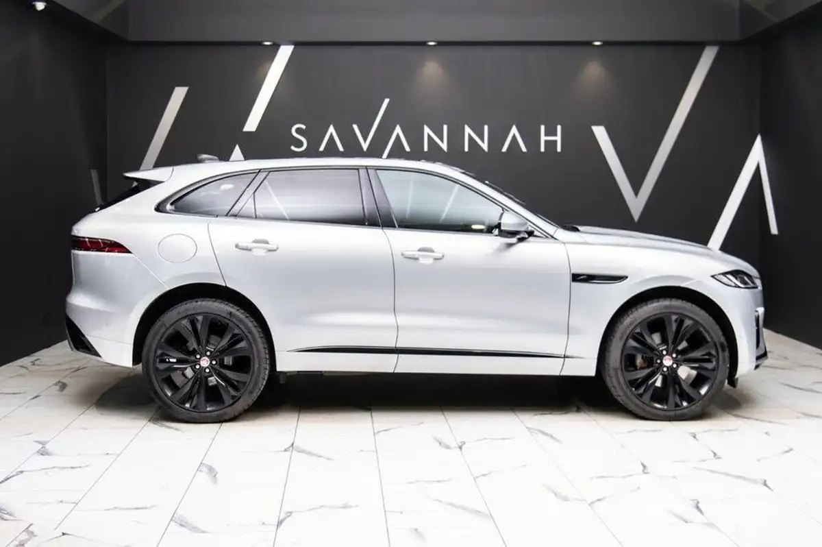 2021-jaguar-f-pace-20-d200-r-dynamic-hse-mhev-big-14
