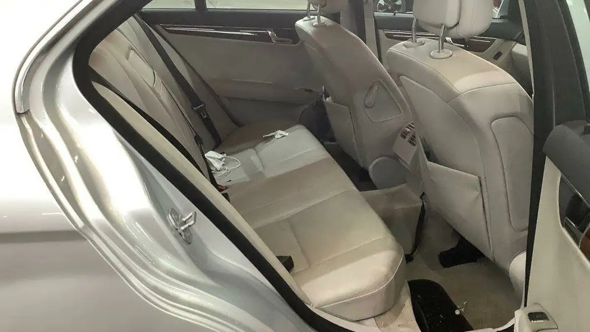 2009-mercedes-benz-c-class-21td-c220-cdi-elegance-cdi-saloon-4d-auto-big-5
