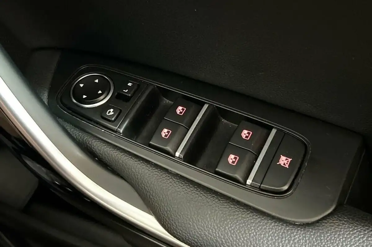2023-kia-xceed-15-t-gdi-3-158bhp-big-36