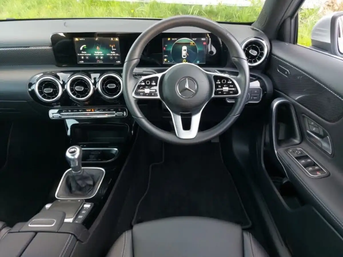 2020-mercedes-benz-a-class-13-a200-sport-saloon-4d-big-6