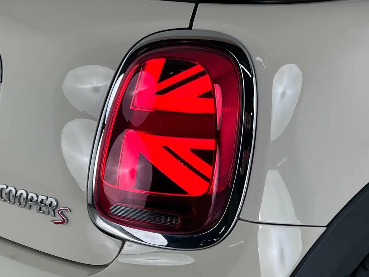 2019-mini-cooper-20-cooper-s-exclusive-189bhp-convertible-2d-big-7