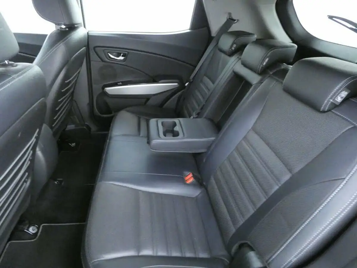 2016-kgm-ssangyong-tivoli-16-elx-big-18