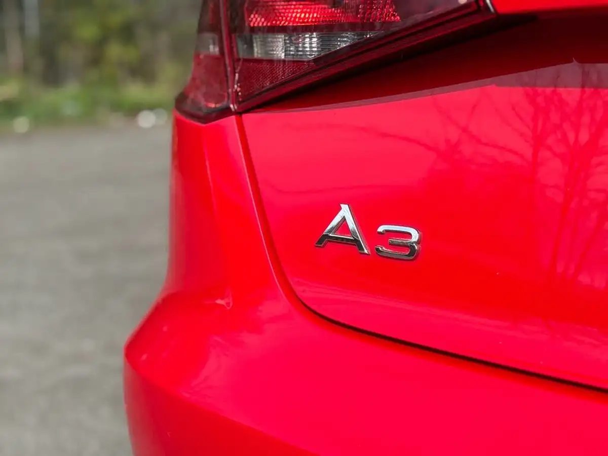 2015-audi-a3-16td-se-technik-sportback-5d-big-20