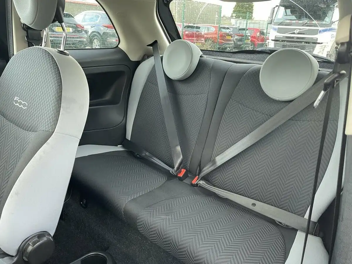 2018-fiat-500-12-pop-star-big-10