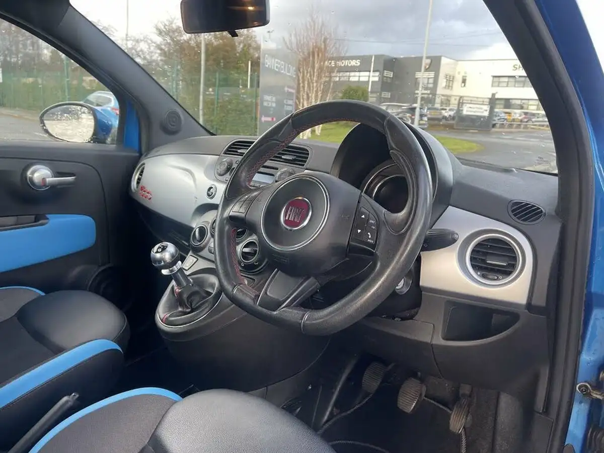 2015-fiat-500-12-s-big-13