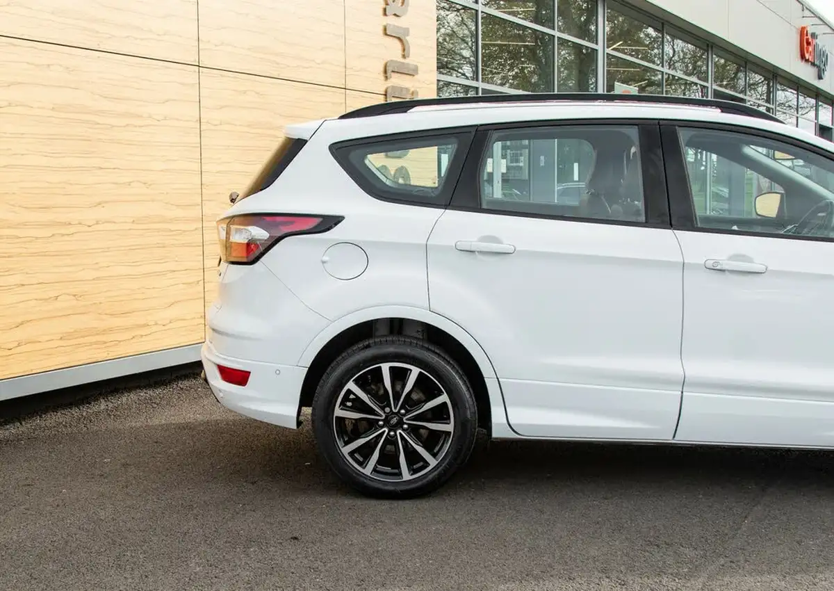 2017-ford-kuga-15t-st-line-150ps-ss-big-7