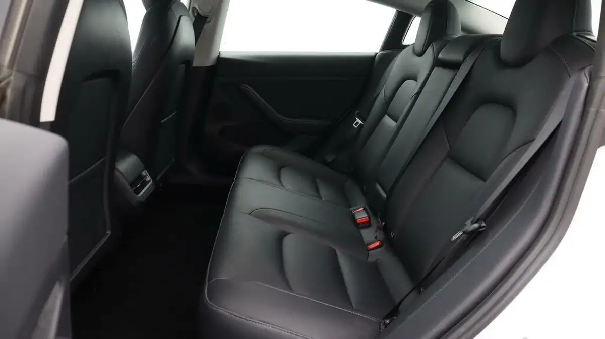 2021-tesla-model-3-e-standard-plus-big-16