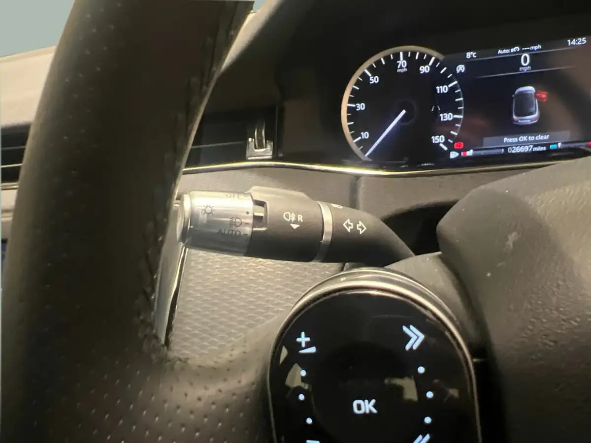 2020-land-rover-range-rover-evoque-20-d150-r-dynamic-big-20