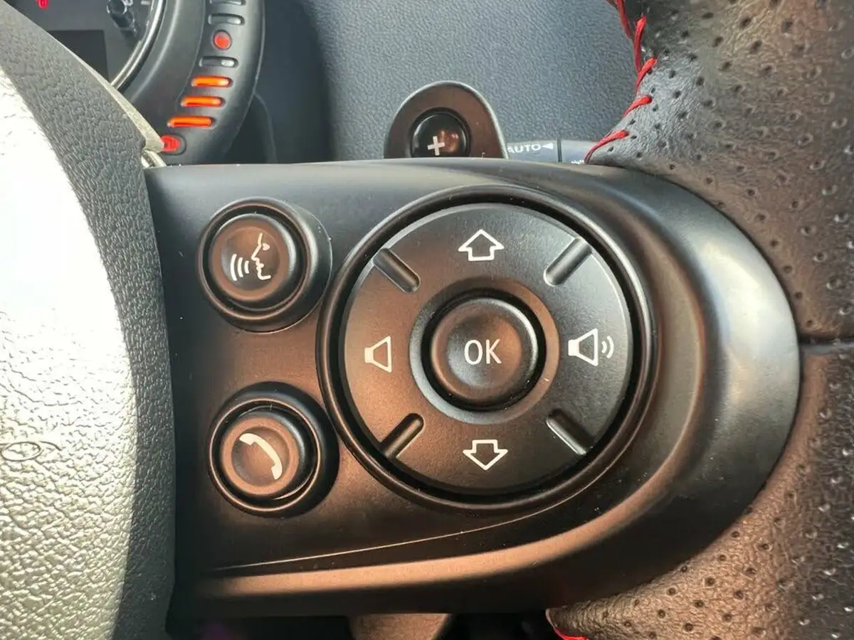 2017-mini-countryman-20-cooper-s-ss-auto-big-14