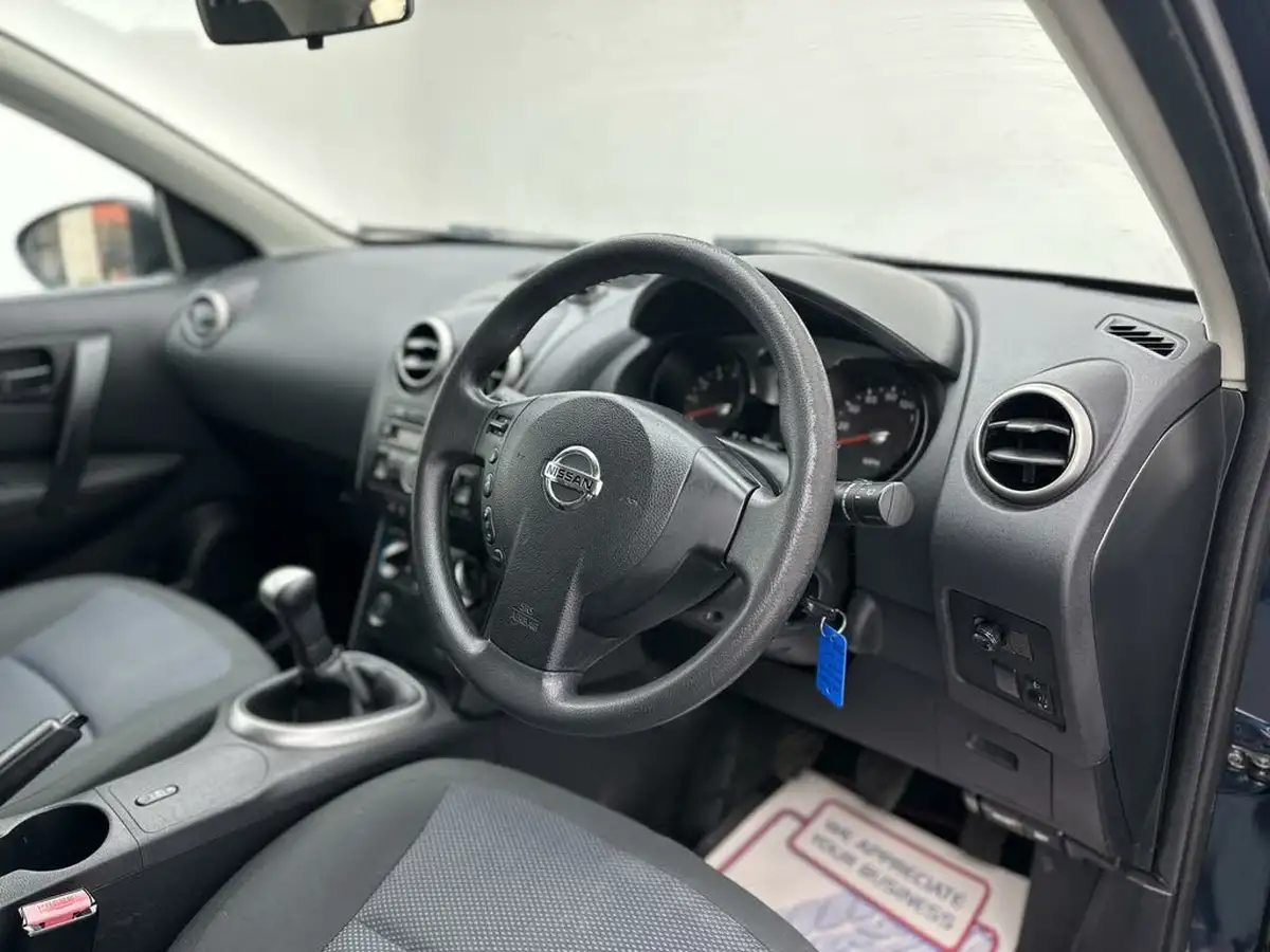 2008-nissan-qashqai-16-visia-big-17